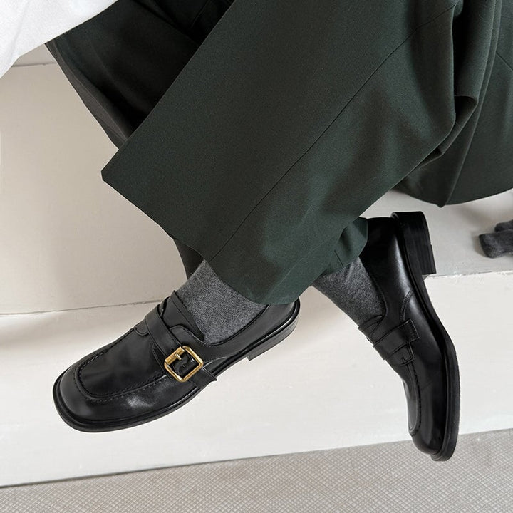  Loafers 