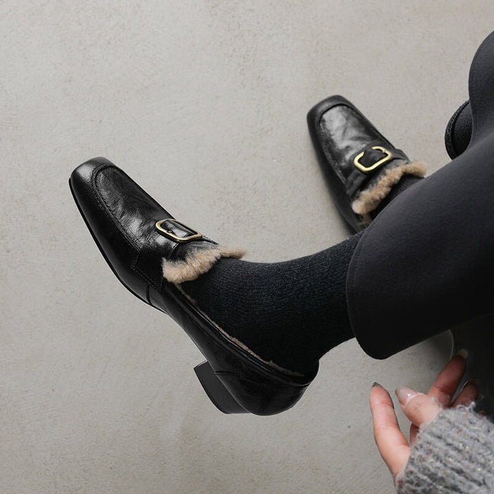  Loafers 