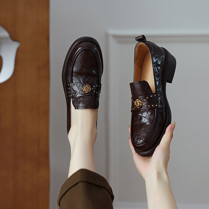  Loafers 
