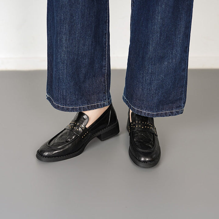  Loafers 