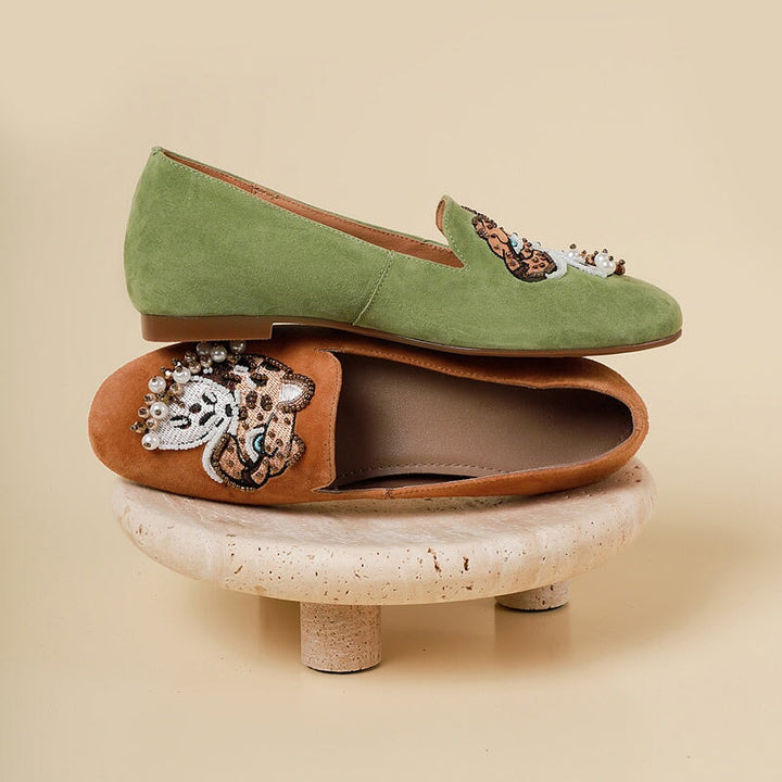  Loafers 
