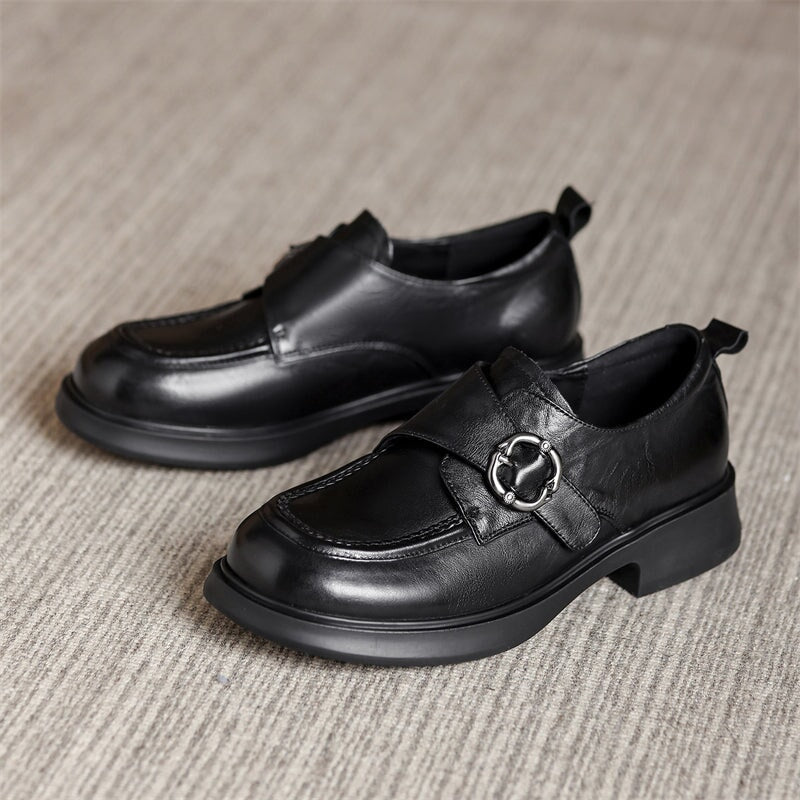  Loafers 