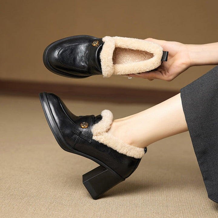  Loafers 