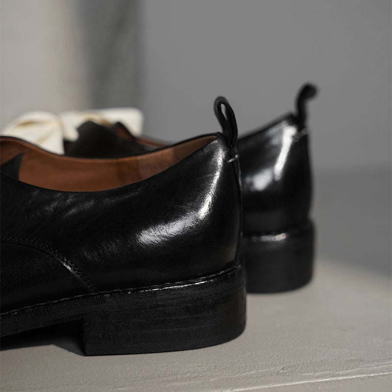  Oxfords &amp; Tie 
