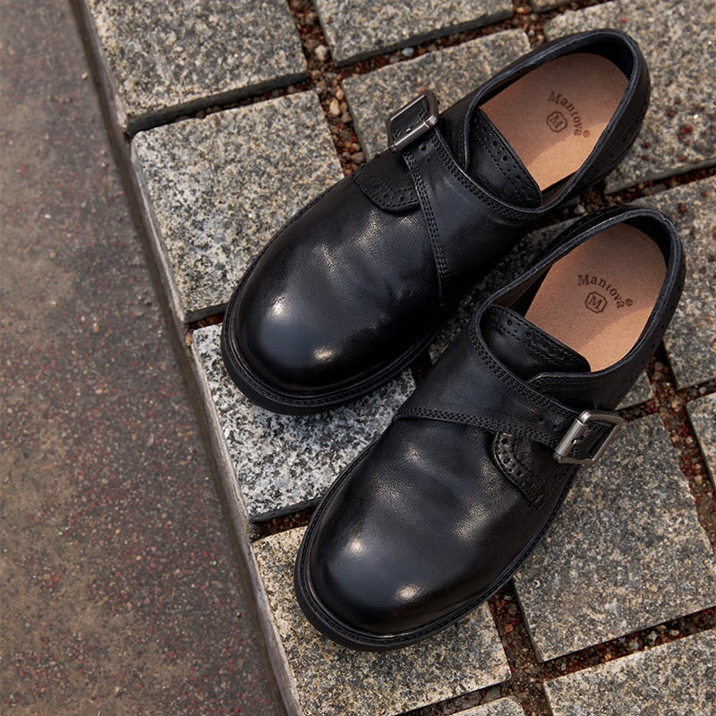  Oxfords & Tie 