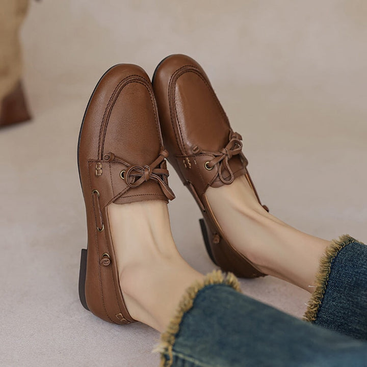  Oxfords &amp; Tie 