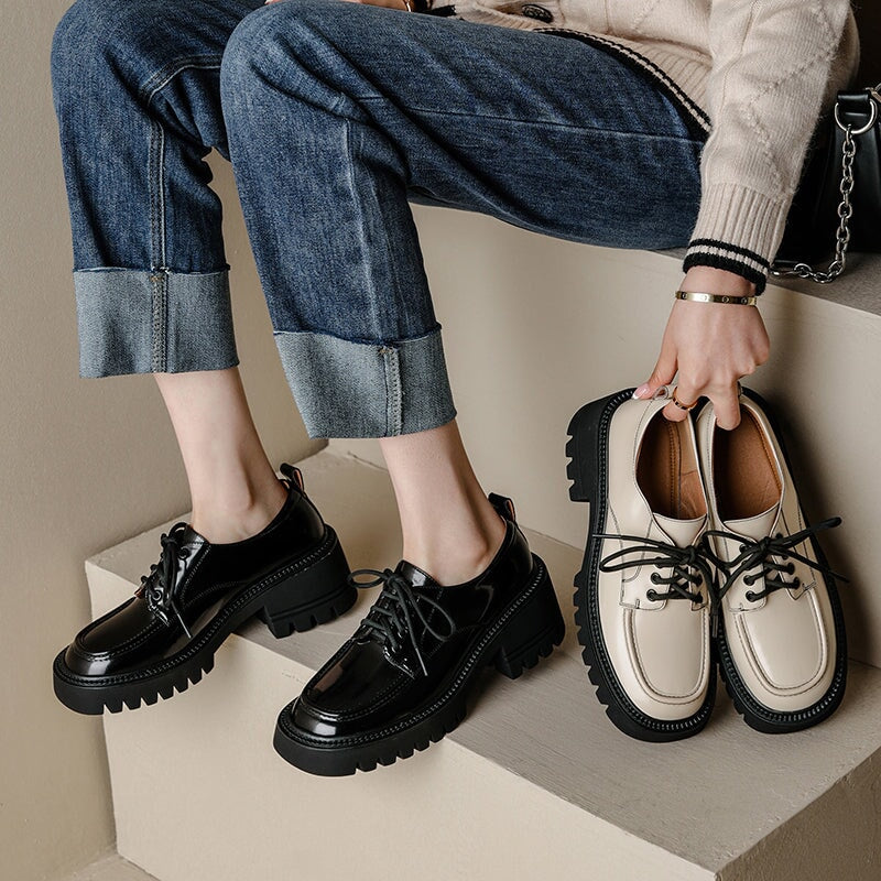  Oxfords & Tie 