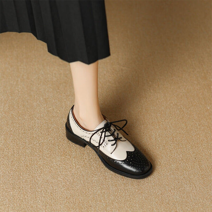  Oxfords &amp; Tie 