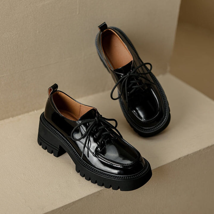  Oxfords &amp; Tie 