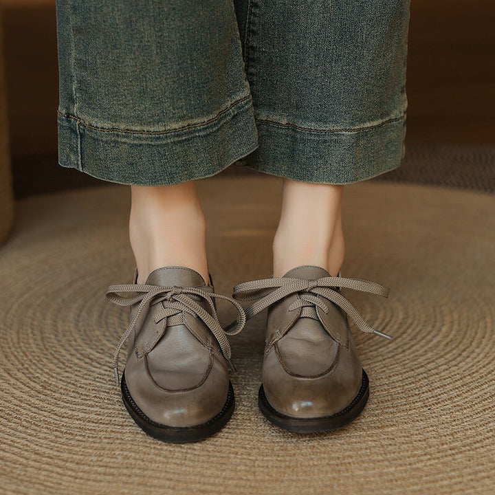  Oxfords &amp; Tie 