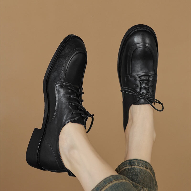  Oxfords & Tie 