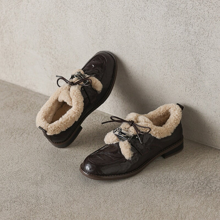  Oxfords &amp; Tie 