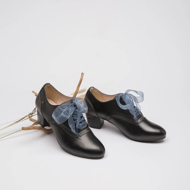  Oxfords &amp; Tie 