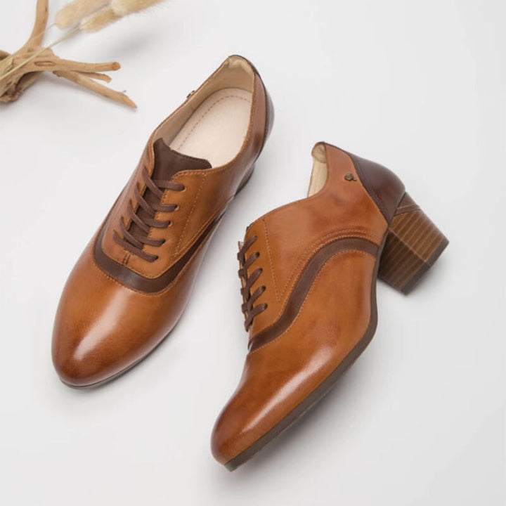  Oxfords &amp; Tie 
