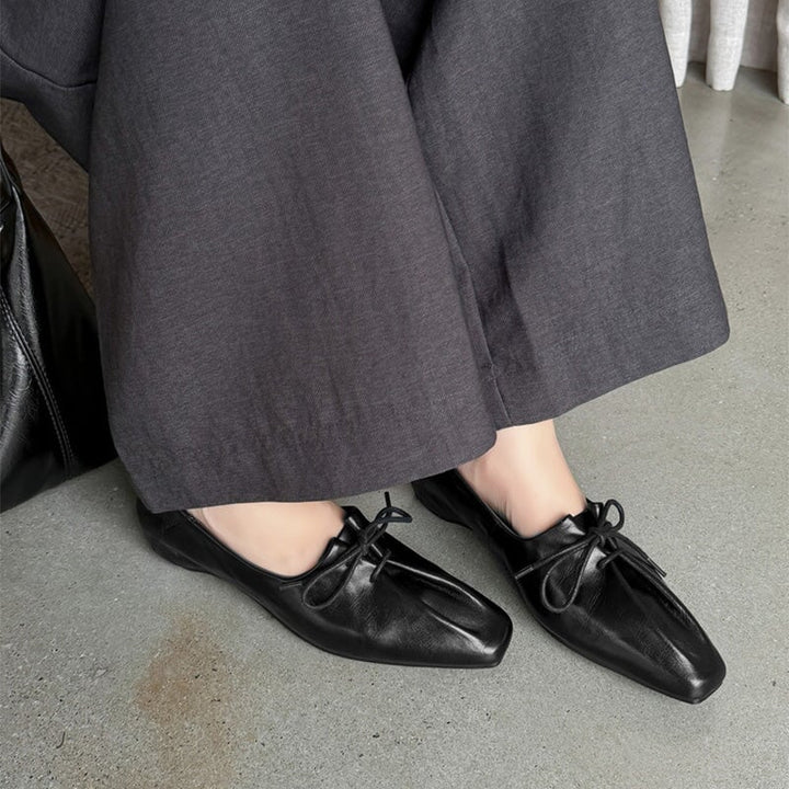  Oxfords &amp; Tie 