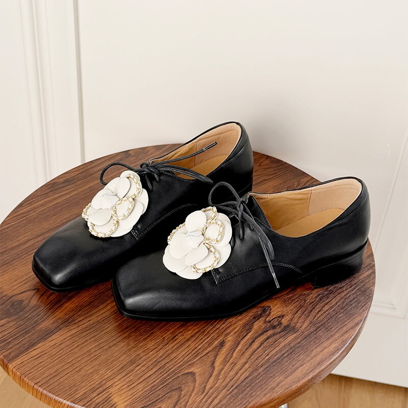  Oxfords & Tie 