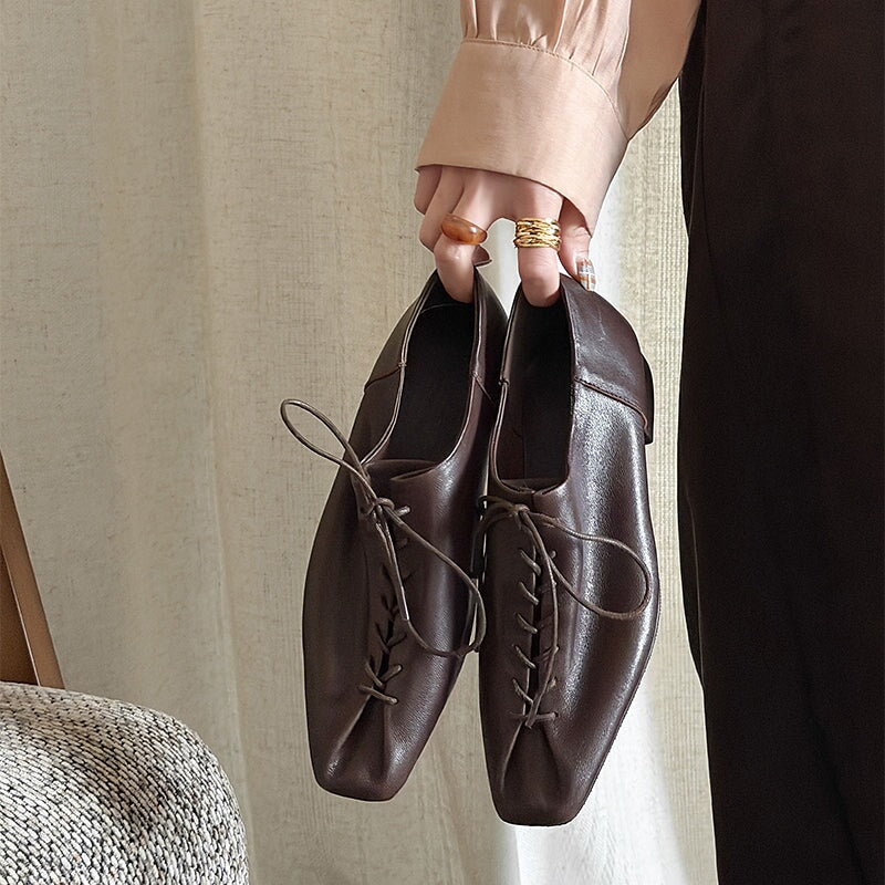 Oxfords & Tie 