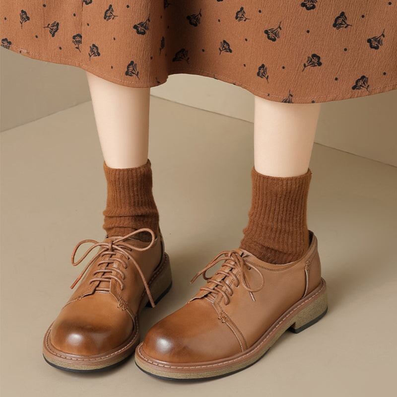  Oxfords & Tie 