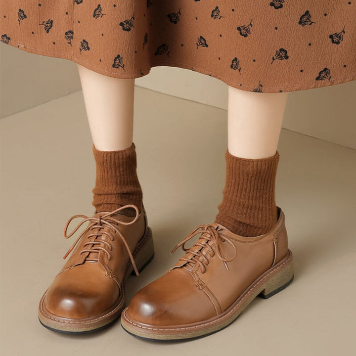  Oxfords &amp; Tie 