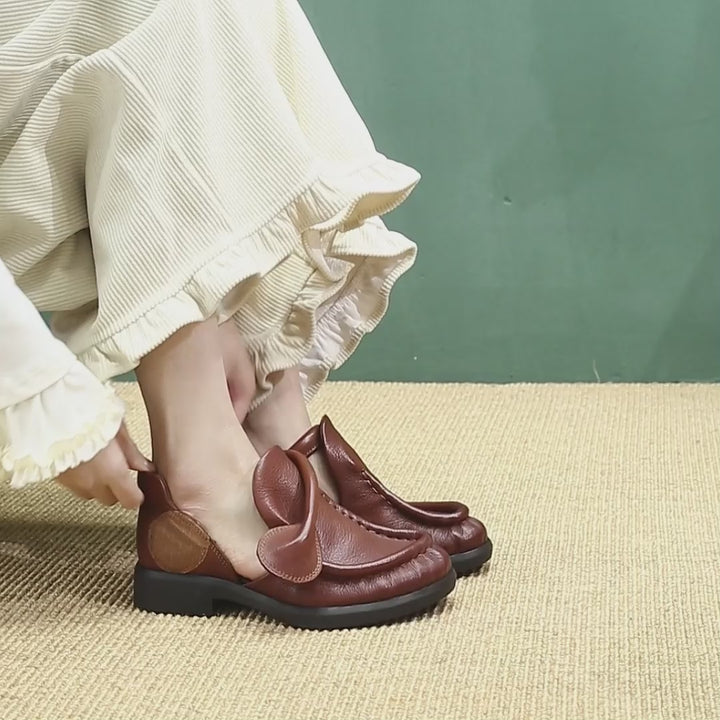 Chaussures Mary Jane en cuir pleine fleur rétro pour femmes avec bande velcro en noir/marron