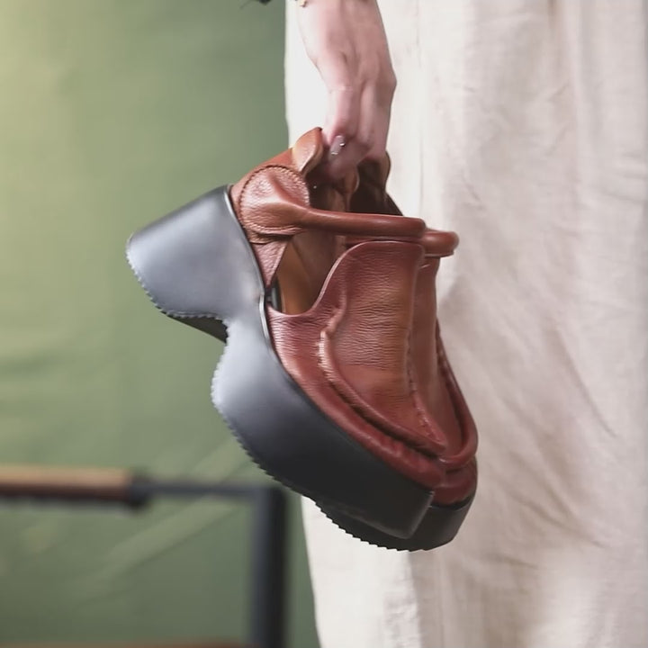 Chaussures Mary Jane rétro en cuir à plateforme chunky de 70 mm avec velcro en noir/marron