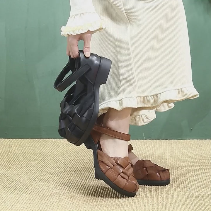 Sandales Mary Jane tissées rétro à bout fermé en cuir avec velcro pour femmes en noir/marron