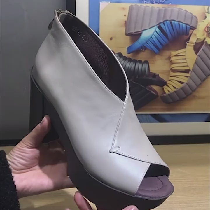 Sandales à plateforme à talon bloc de 90 mm en cuir fait main de couleur personnalisée pour femmes, en beige/noir