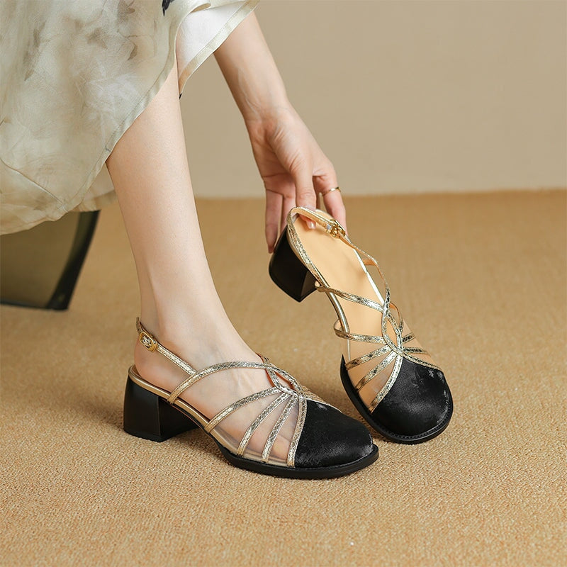  Sandals 