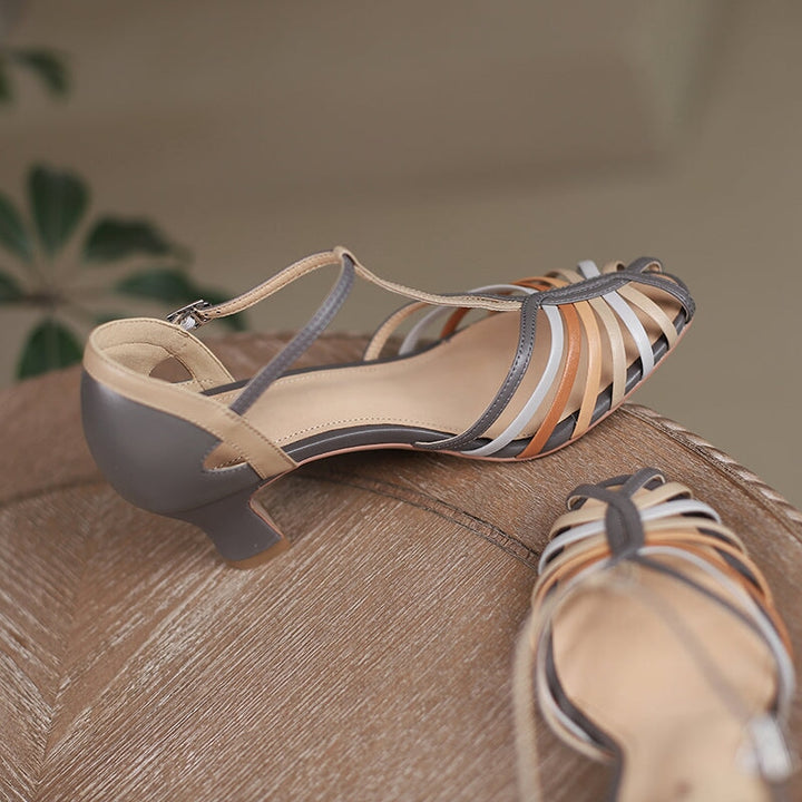  Sandals 