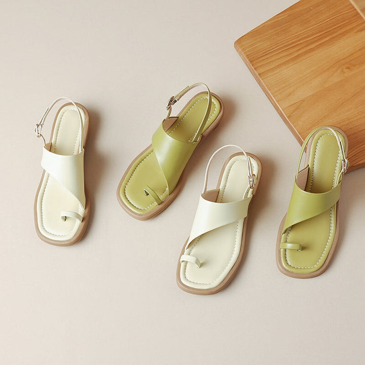  Sandals 