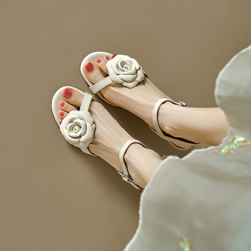  Sandals 