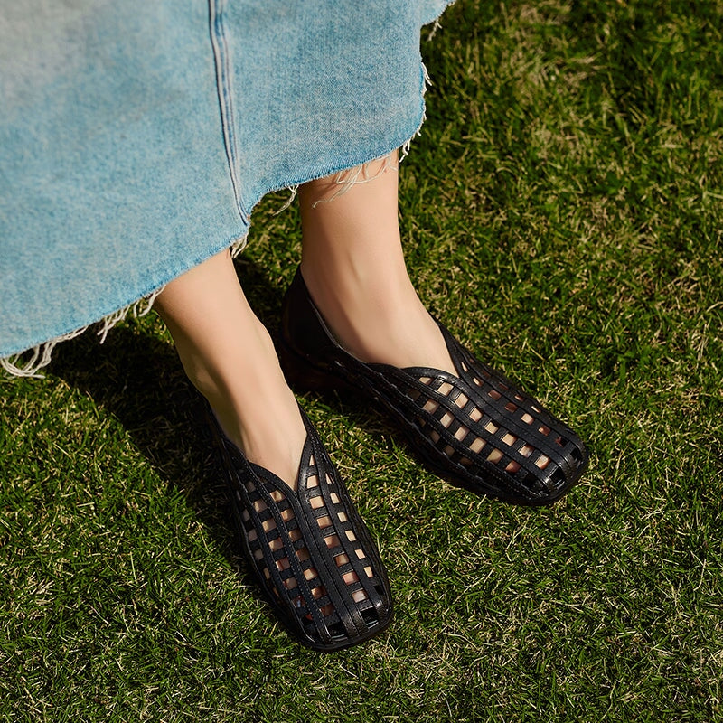  Sandals 