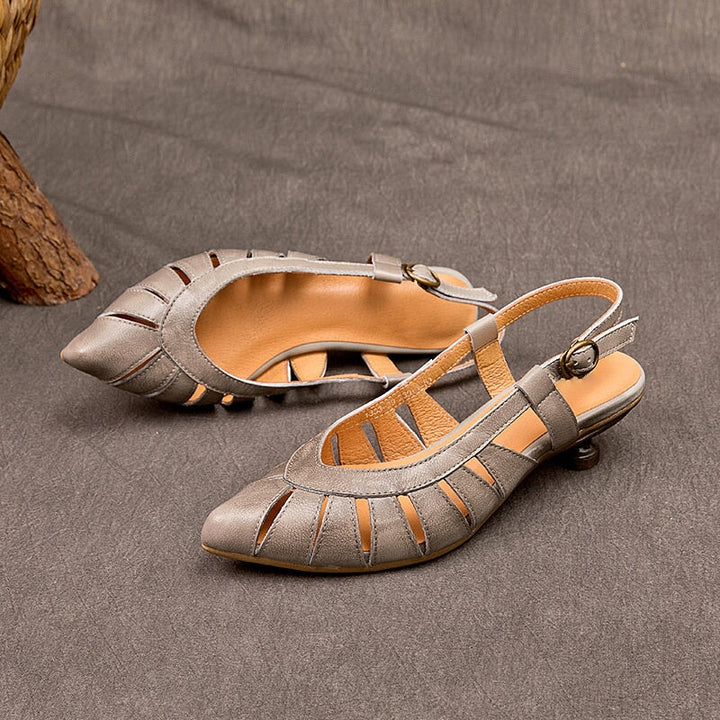  Sandals 