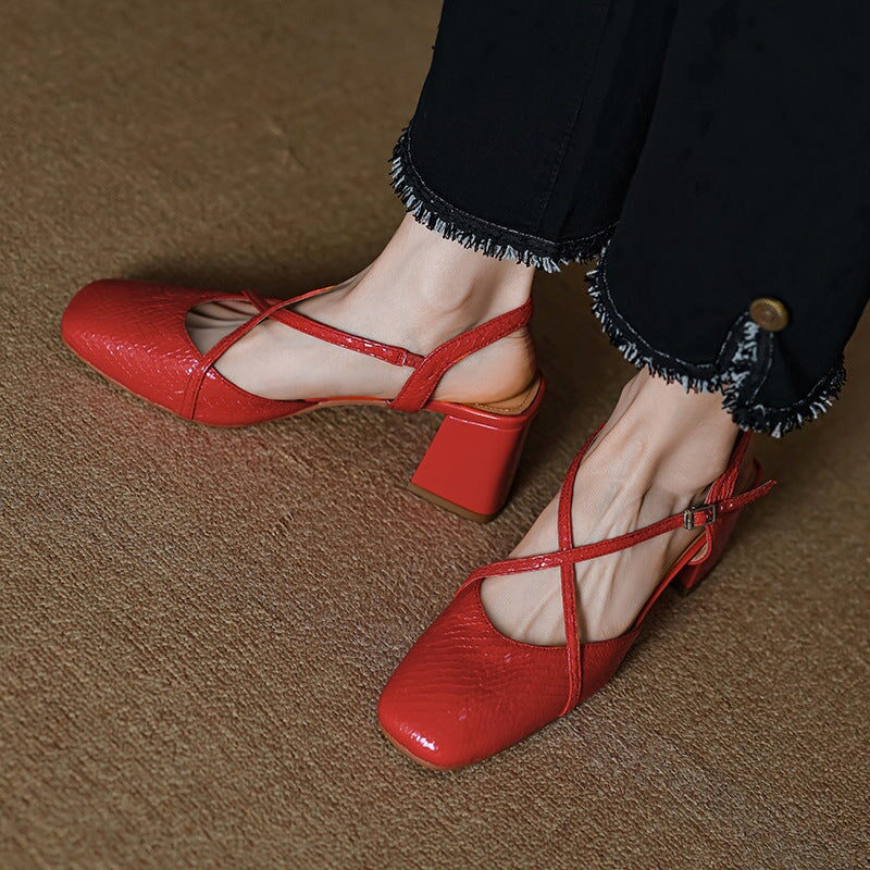  Sandals 