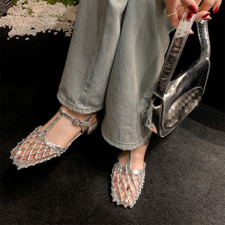  Sandals 