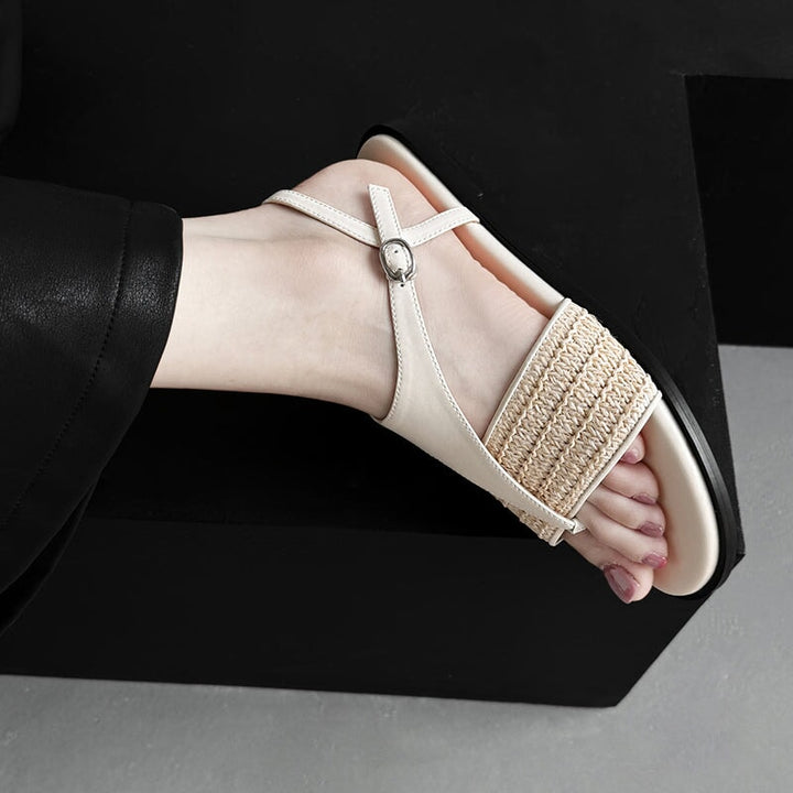 Sandals 