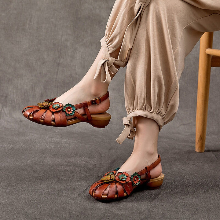  Sandals 