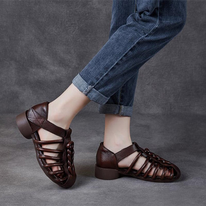  Sandals 