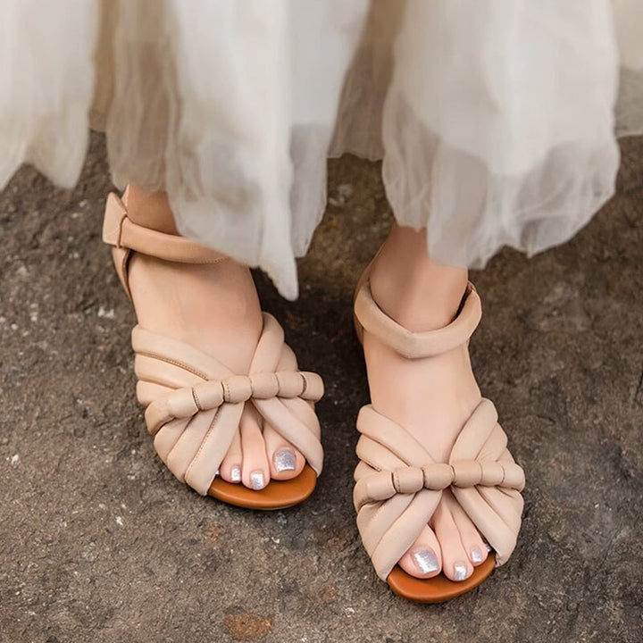  Sandals 