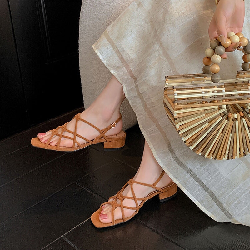  Sandals 