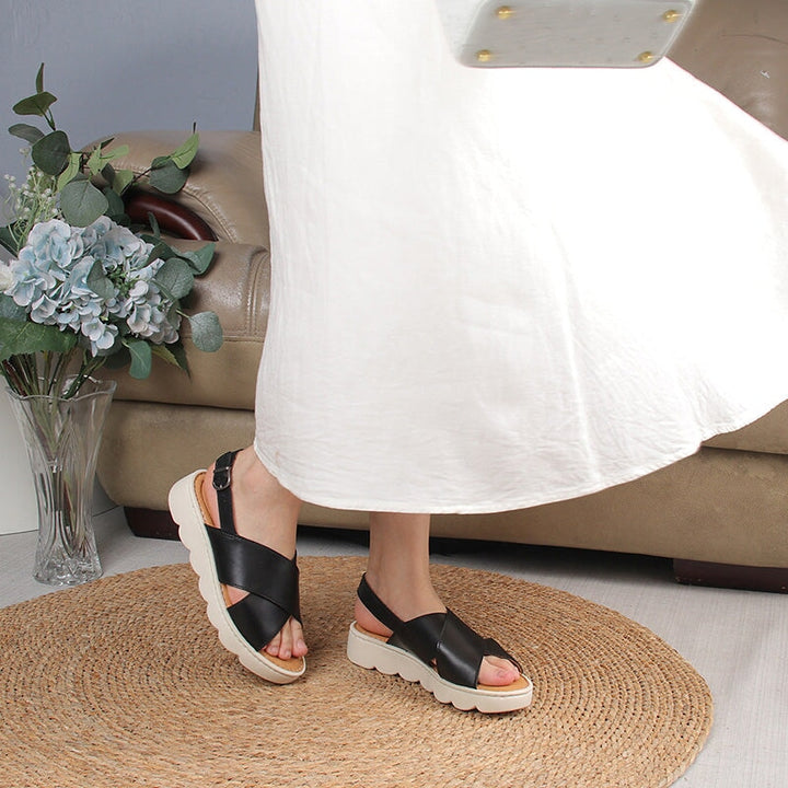  Sandals 