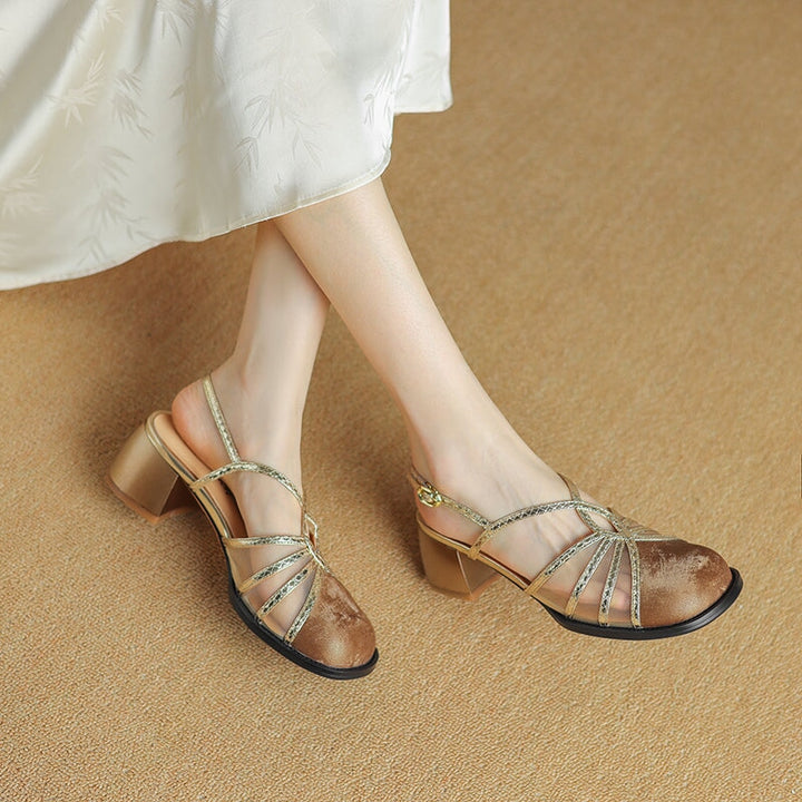  Sandals 