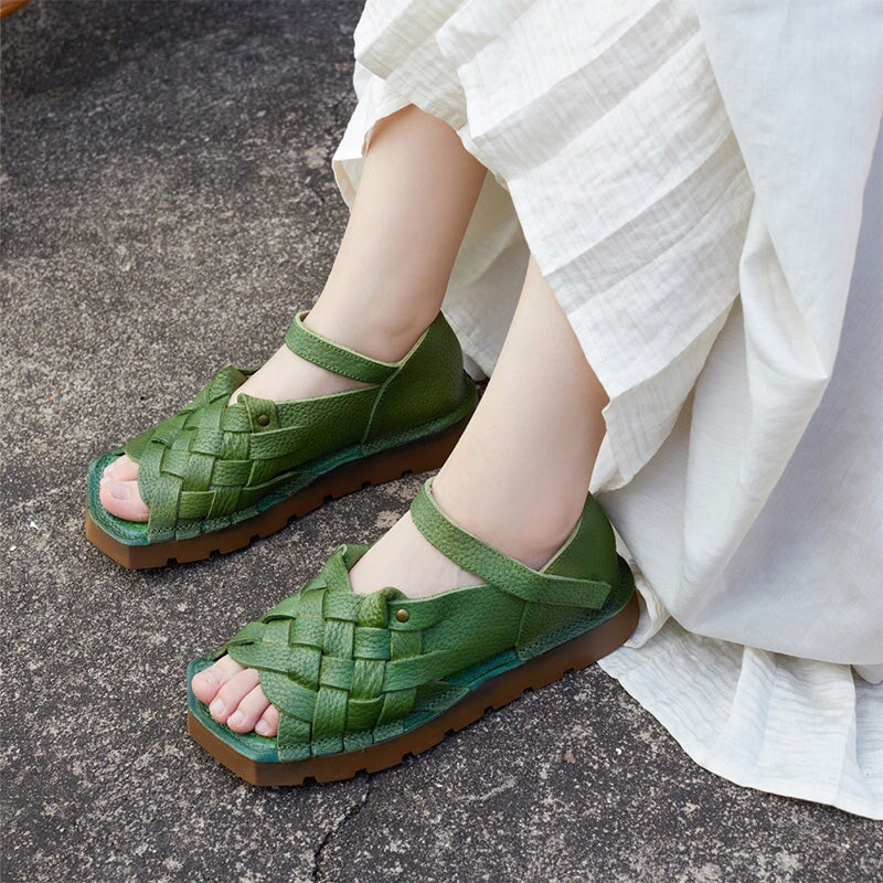  Sandals 