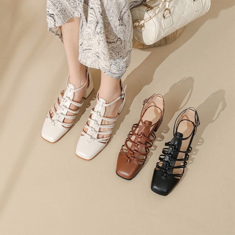  Sandals 