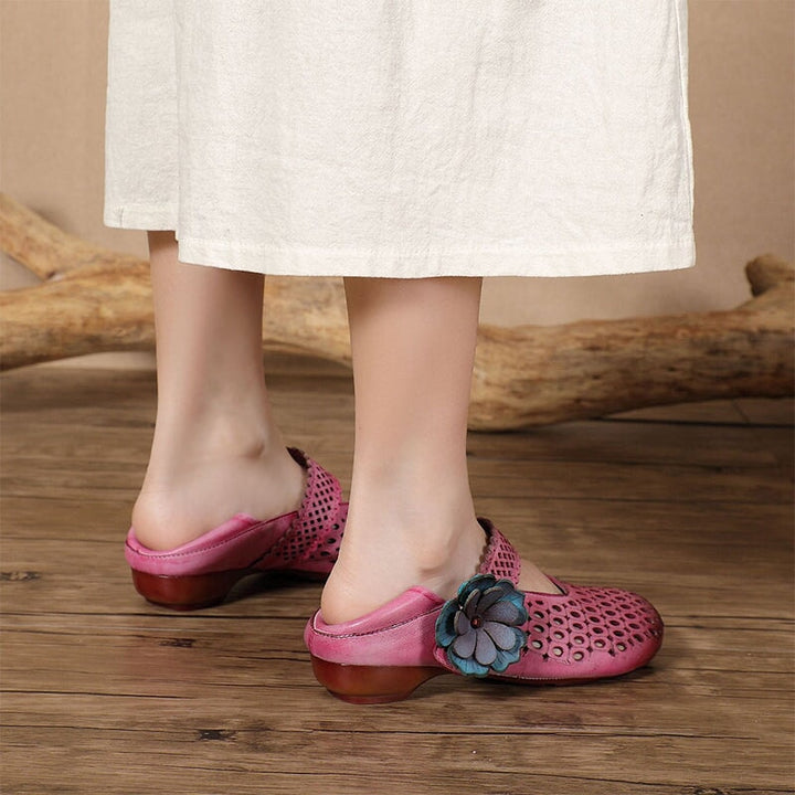  Sandals 