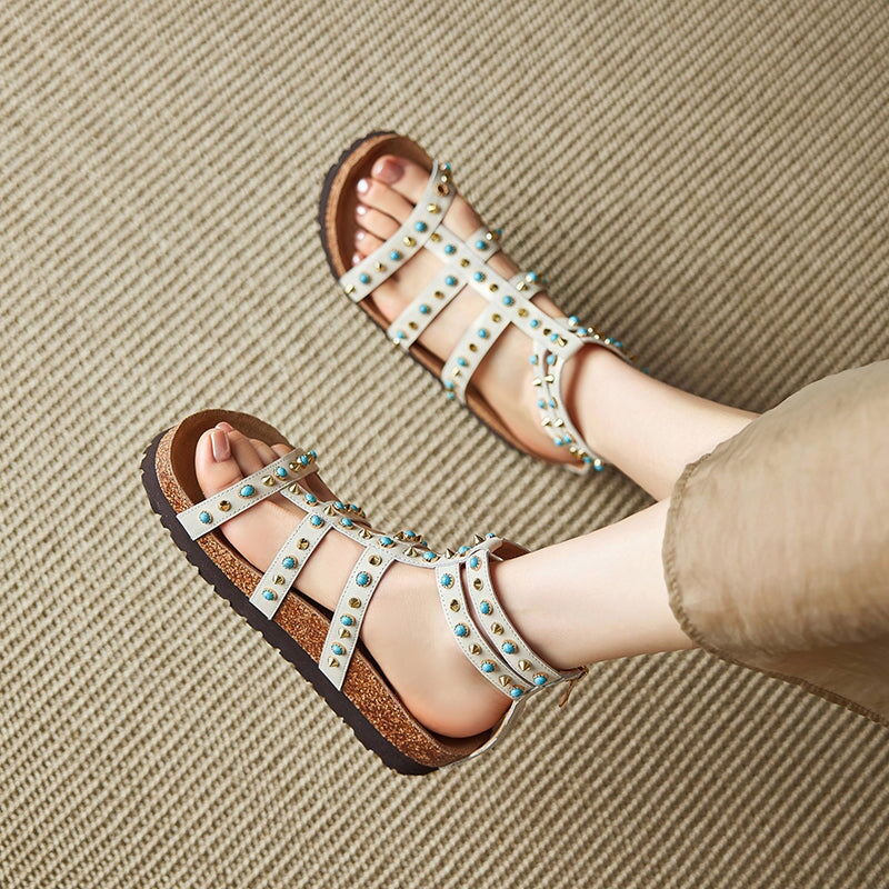  Sandals 