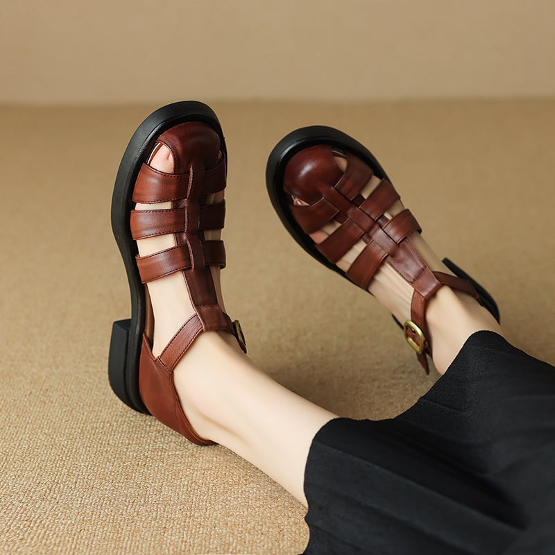  Sandals 
