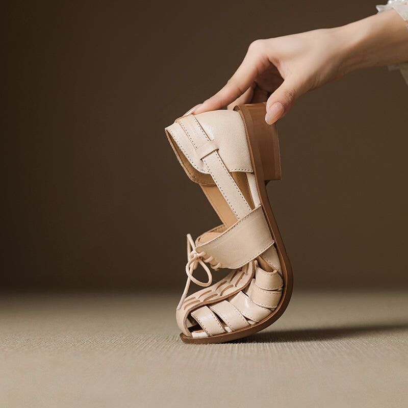  Sandals 