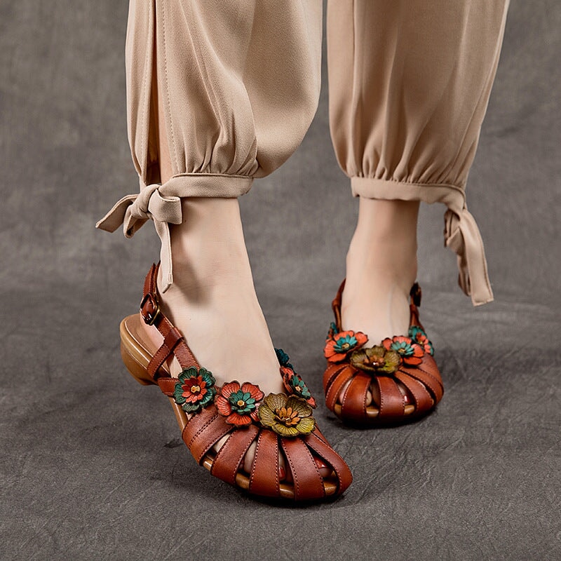  Sandals 