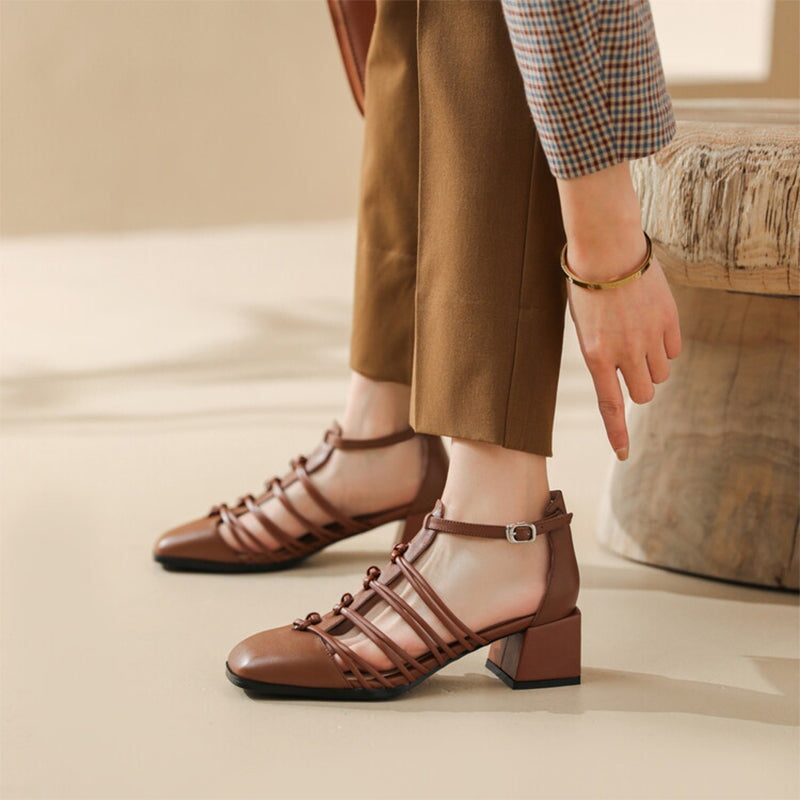  Sandals 